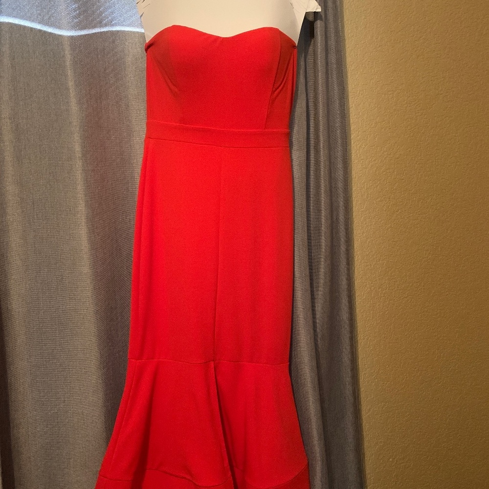 Strapless scarlet dress